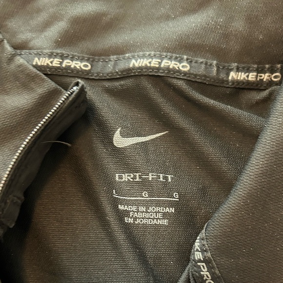 Men’s Nike pull over L - Picture 2 of 3